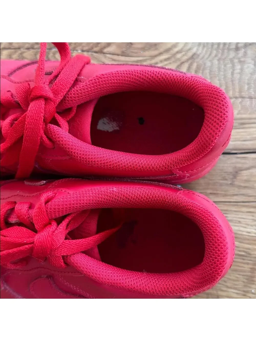 Nike Air Force 1 Triple Red Sneakers Youth 5.5